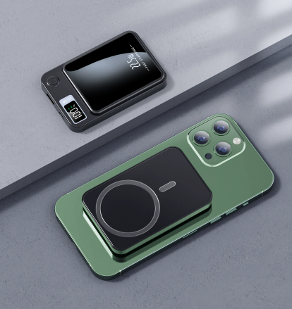 MagnetBoost Qi PowerBank Pro 20000mAh Mini Charger